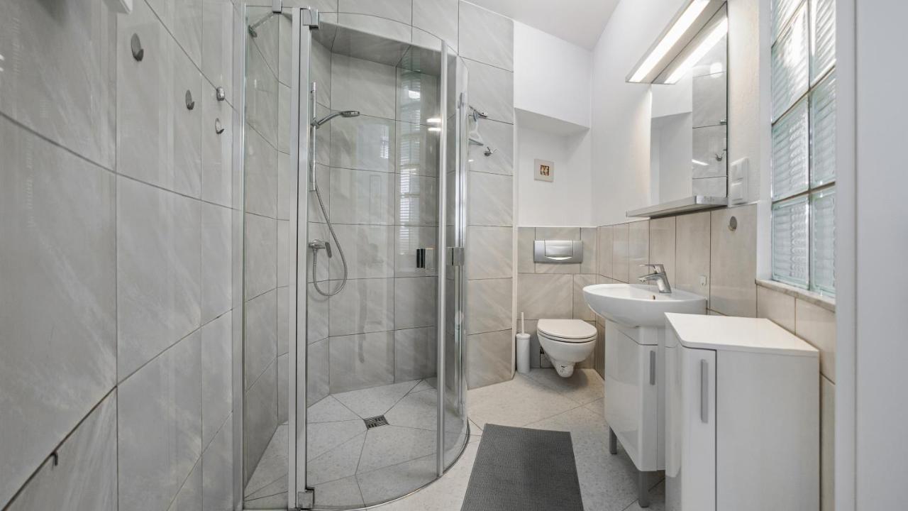 Apartamenty Sun & Snow Traugutta Plaza Сопот Экстерьер фото